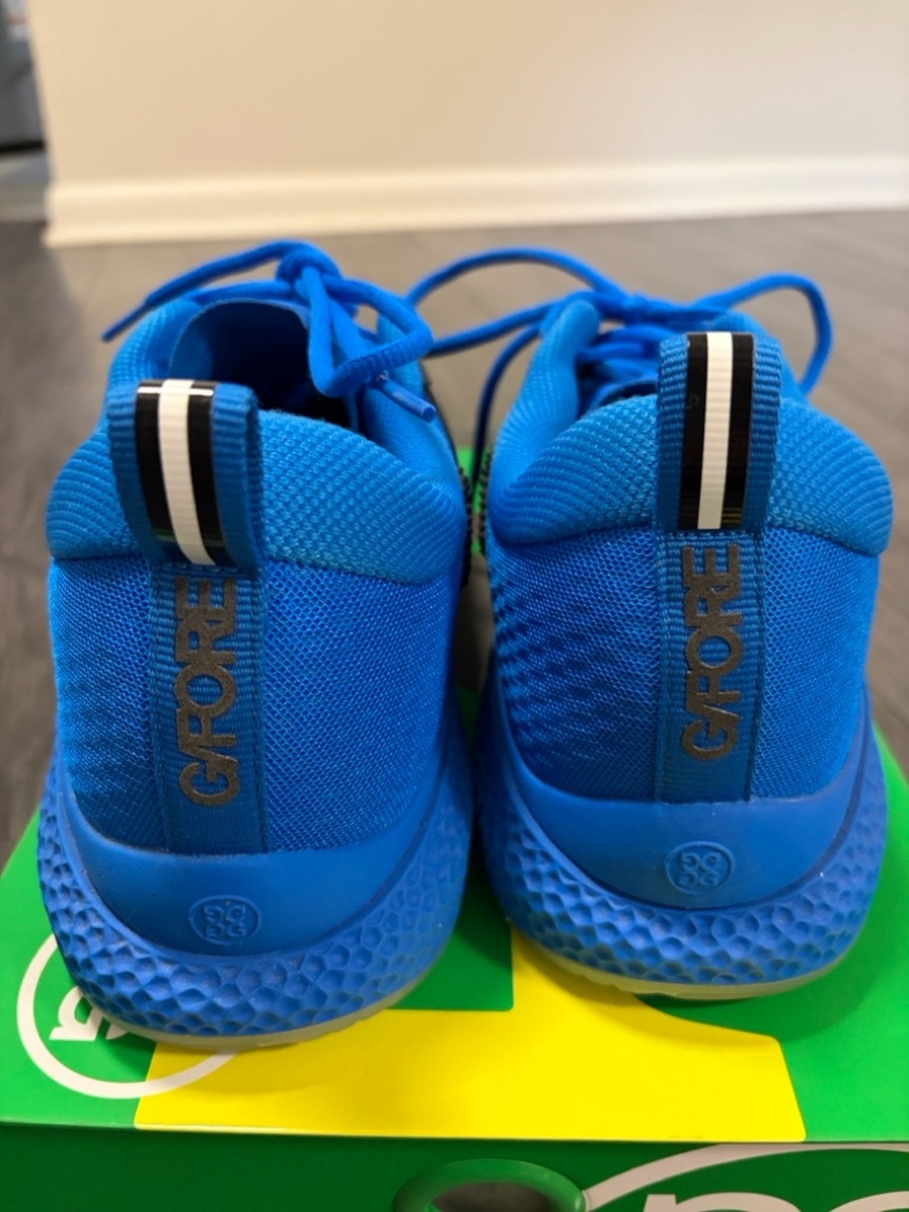 G/FORE Mens QRT1 Bright Blue and Black GOLF Sneakers Size 11 - Picture 9 of 10